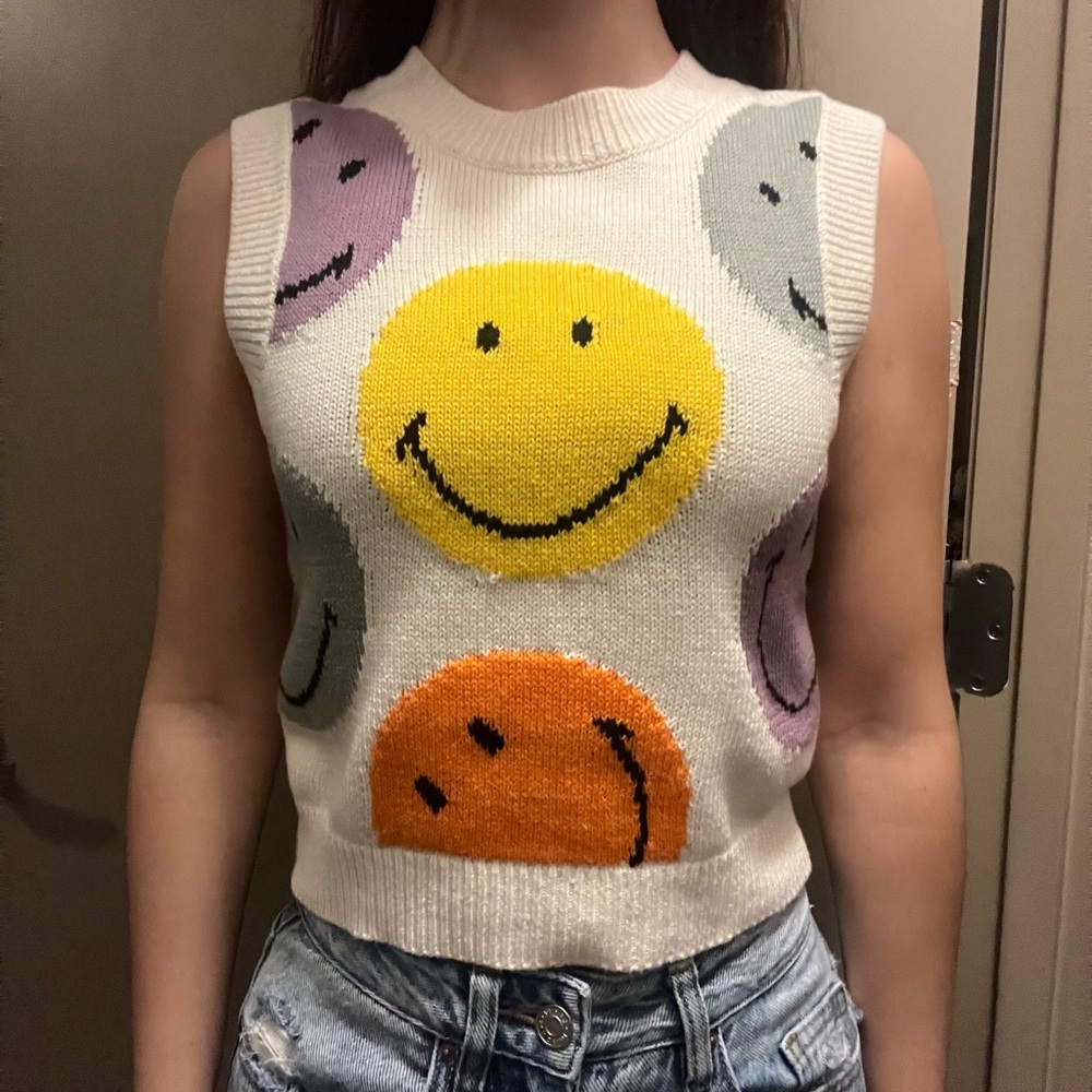 H&M smiley sweater vest, size XXS
